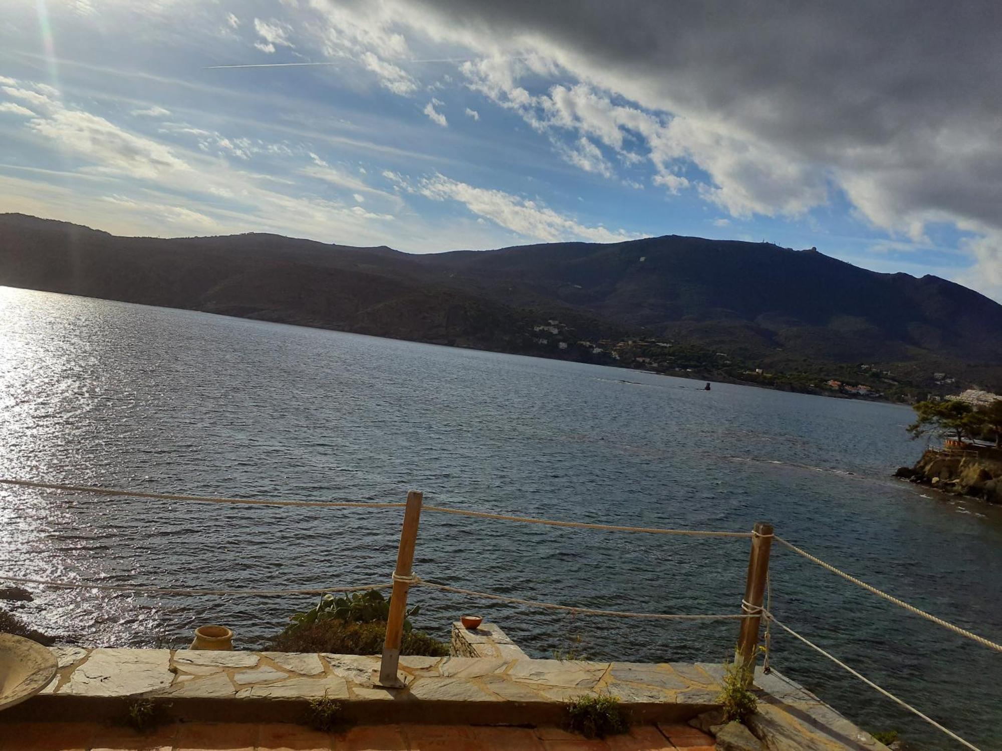 Isla Privada En Cadaques De Ensueno Con 11 Habitaciones Dobles Con Bano Privado Y Piscina エクステリア 写真