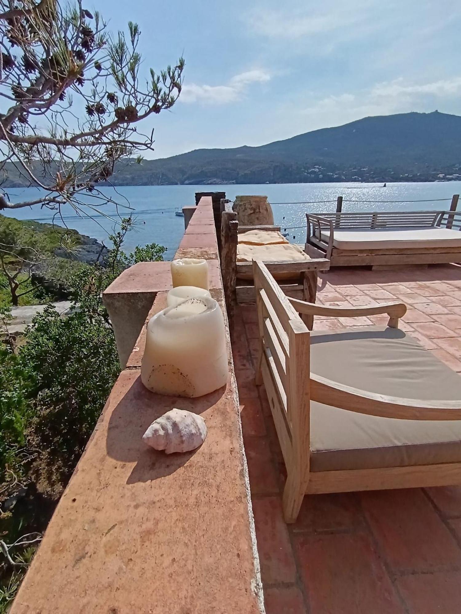 Isla Privada En Cadaques De Ensueno Con 11 Habitaciones Dobles Con Bano Privado Y Piscina エクステリア 写真