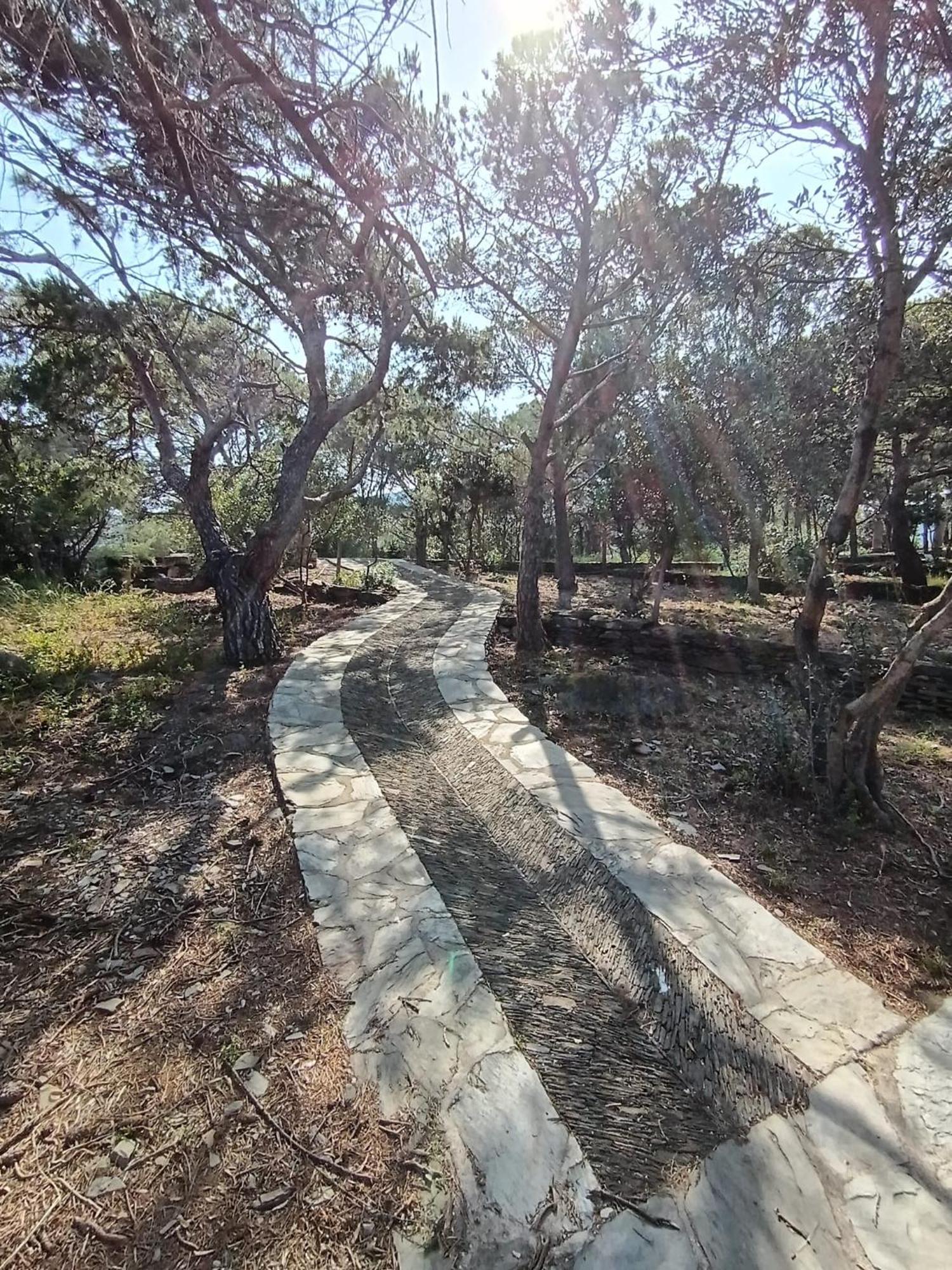 Isla Privada En Cadaques De Ensueno Con 11 Habitaciones Dobles Con Bano Privado Y Piscina エクステリア 写真
